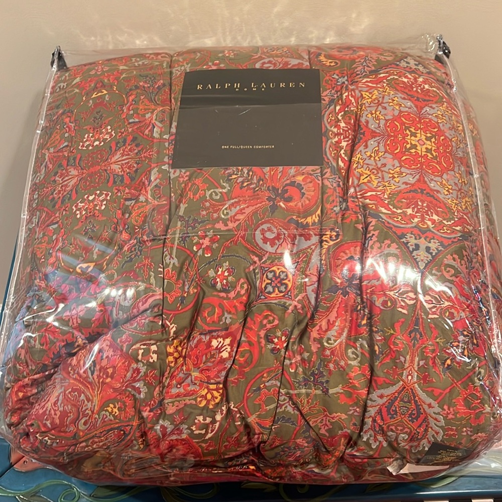 Ralph Lauren Full/Queen/Grand Queen Comforter